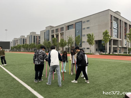 新闻稿信息技术学院顺利开展团学干部素质拓展活动211.png